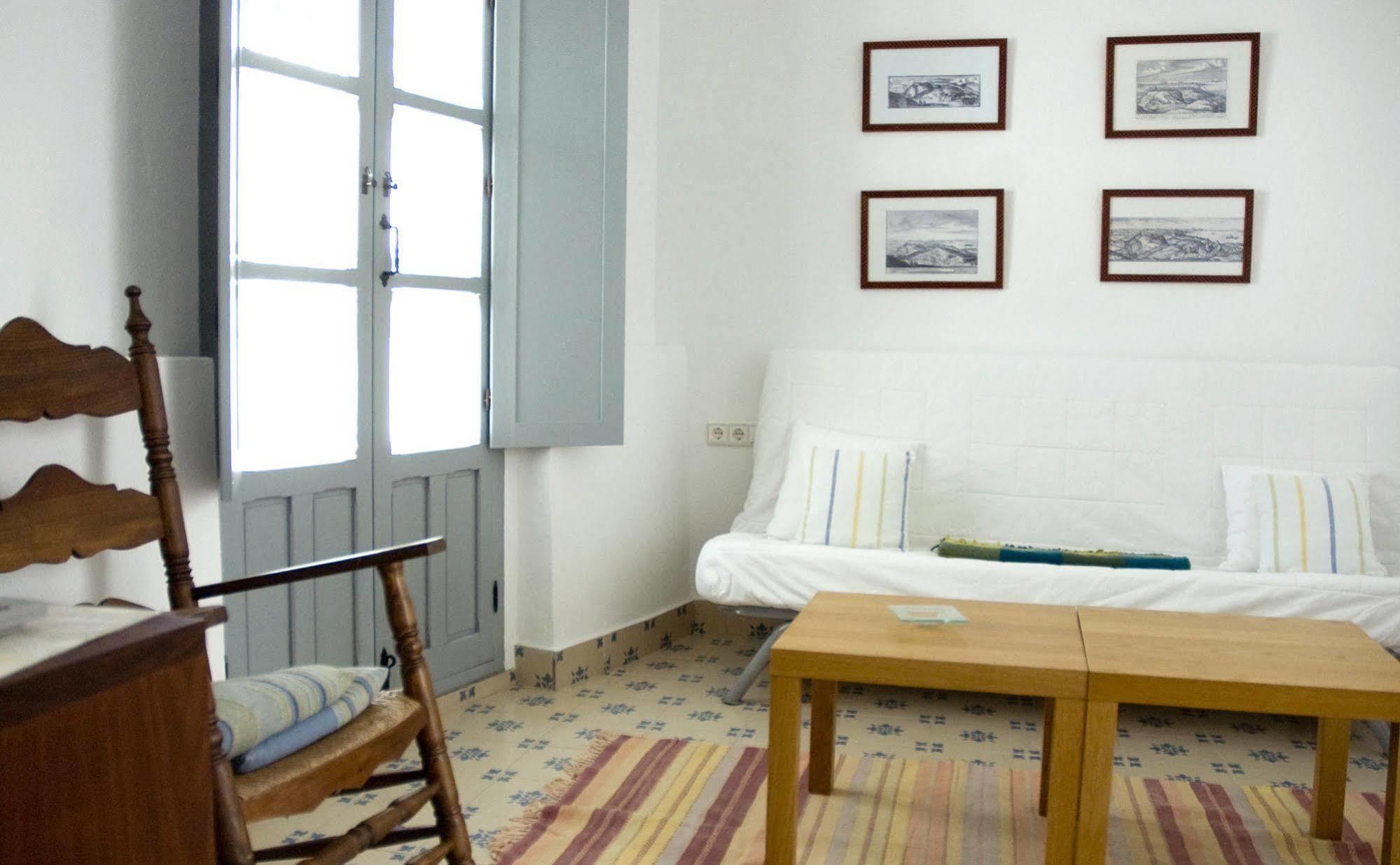 Отель La Botica De Vejer Вьер де ла Фронтера Экстерьер фото